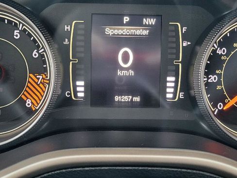 Used 2015 Jeep Cherokee Latitude image 10