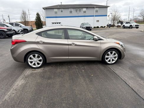 Used 2013 Hyundai Elantra Limited w/ Technology Pkg image 9