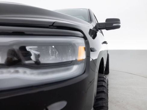 Used 2023 RAM 1500 Laramie AWD/4WD image 12