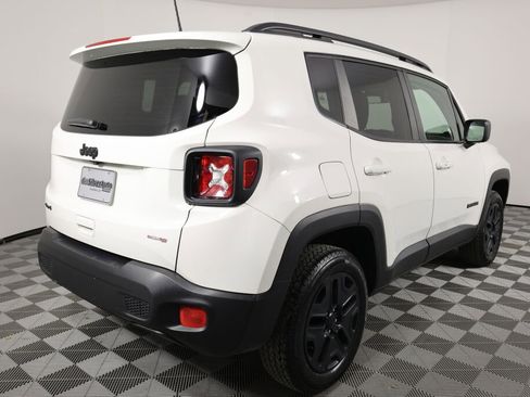 Used 2018 Jeep Renegade Sport w/ Power & Air Group image 2