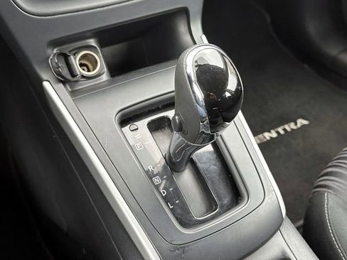 Used 2019 Nissan Sentra SV FWD image 26