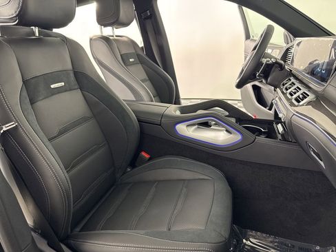 New 2026 Mercedes-Benz GLE 53 AMG 4MATIC Coupe image 17