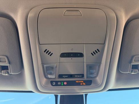 Used 2023 Chevrolet Blazer LT w/ Convenience Package image 24