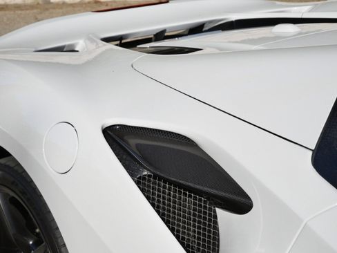 Used 2022 Ferrari F8 Tributo image 7