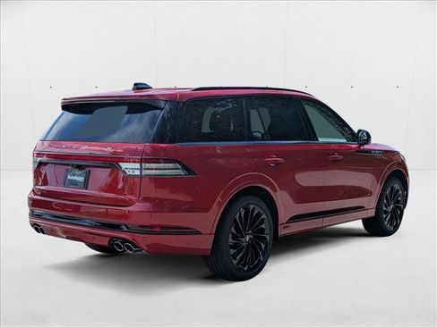 New 2025 Lincoln Aviator Reserve w/ Jet Appearance Package image 8