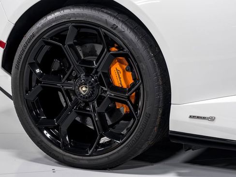 Used 2023 Lamborghini Huracan Tecnica image 48