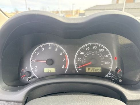 Used 2013 Toyota Corolla LE image 22