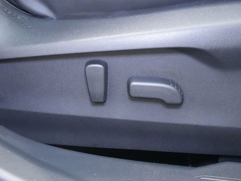 Used 2024 Subaru Outback Limited image 32