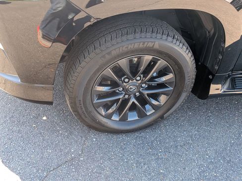 Used 2022 Lexus GX 460 Premium image 10