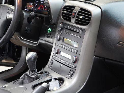 Used 2007 Chevrolet Corvette Coupe w/ Preferred Equipment Group RWD image 51