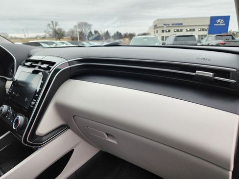 Certified 2022 Hyundai Tucson SEL w/ Cargo Package image 18