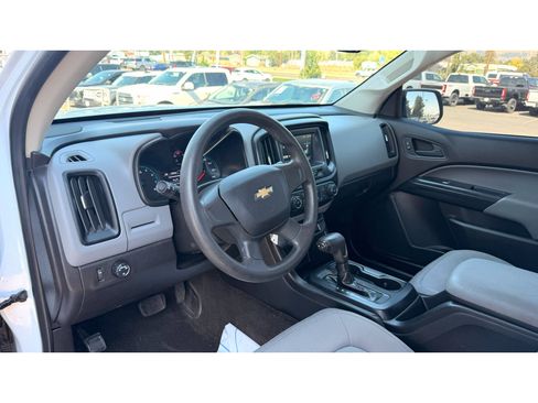 Used 2017 Chevrolet Colorado W/T w/ Custom Special Edition RWD image 18