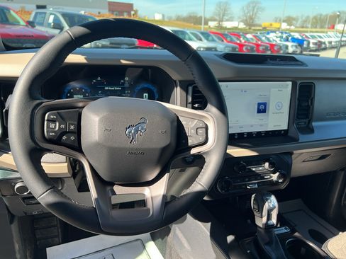 New 2026 Ford Bronco Big Bend AWD/4WD image 9