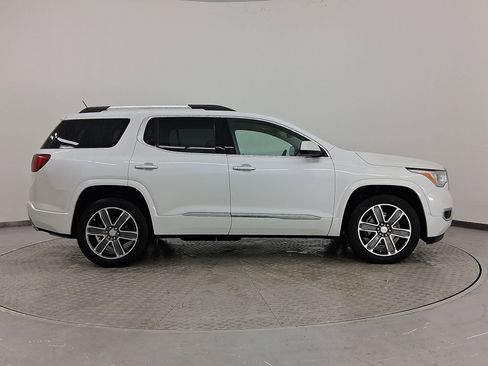 Used 2019 GMC Acadia Denali w/ Technology Package image 8