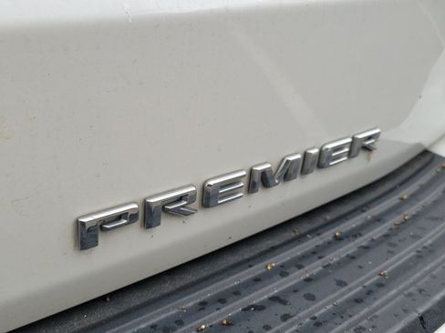 Used 2021 Chevrolet Tahoe Premier RWD image 5
