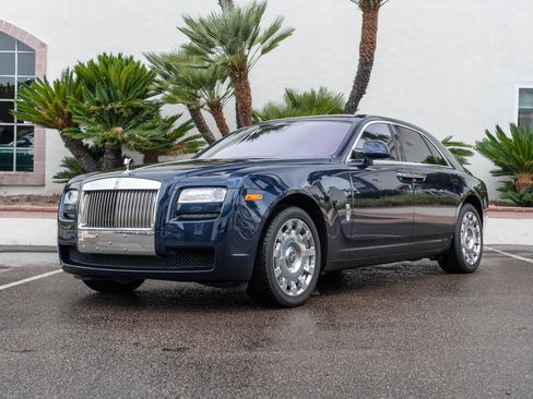 Used 2013 Rolls-Royce Ghost RWD image 41
