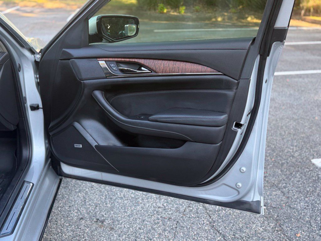 Used 2019 Cadillac CTS Sedan w/ Seating Package RWD image 14