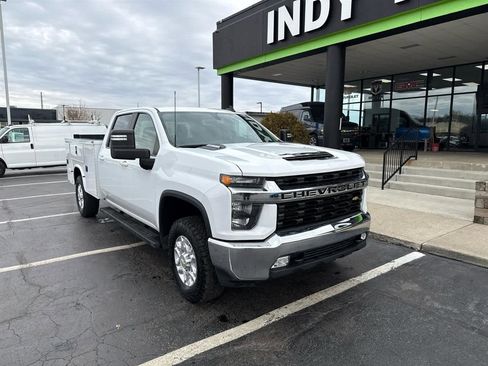 Used 2021 Chevrolet Silverado 3500 LT w/ Convenience Package image 3