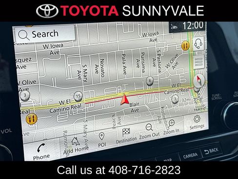 Used 2025 Nissan Pathfinder SL FWD image 24