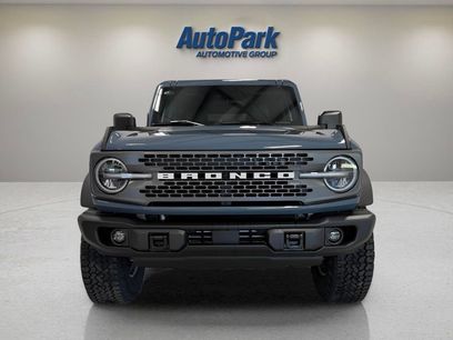New 2025 Ford Bronco Badlands w/ Sasquatch Package