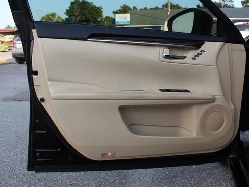 Used 2015 Lexus ES 350 w/ Luxury Package FWD image 10