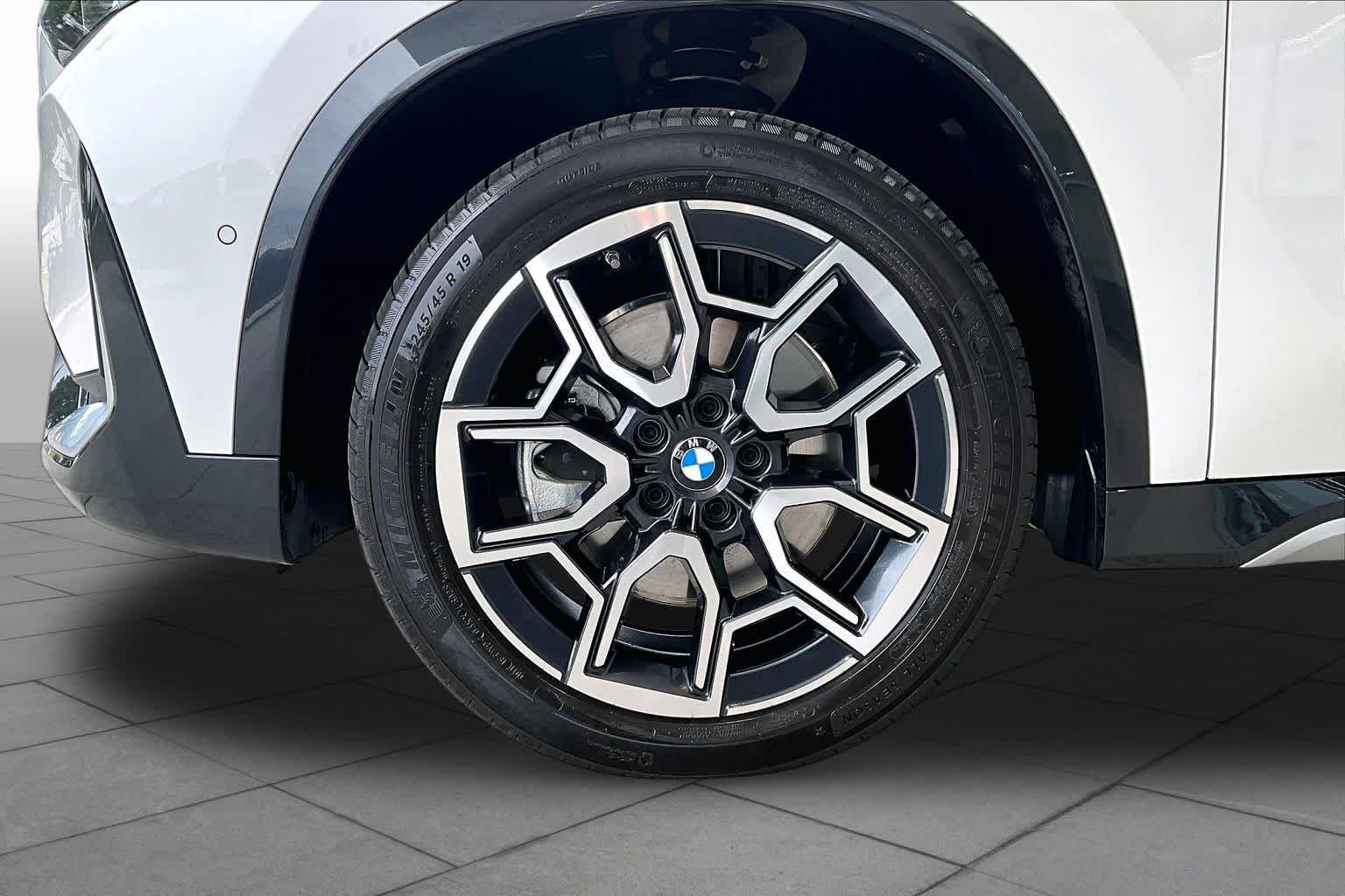 Used 2026 BMW X1 xDrive28i AWD/4WD image 10