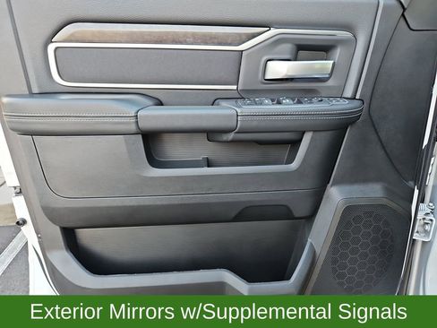 Used 2024 RAM 2500 Big Horn image 24