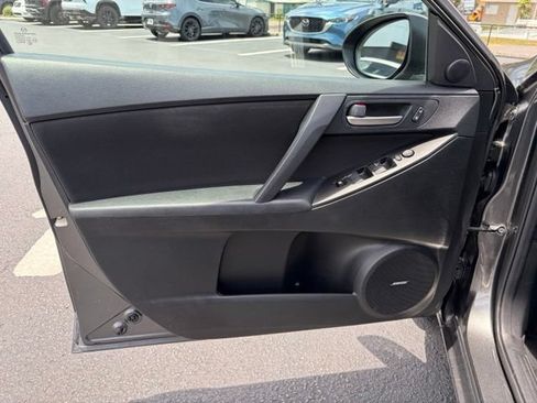 Used 2012 MAZDA MAZDA3 i Touring FWD image 12
