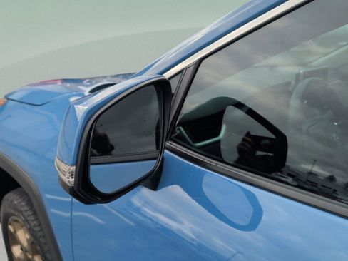 Used 2023 Toyota RAV4 AWD Hybrid image 13