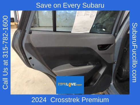 Used 2024 Subaru Crosstrek 2.0i Premium image 15
