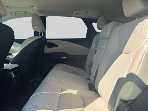 Certified 2023 Lexus RX 350h w/ Accessory Package (Z1) AWD/4WD image 15