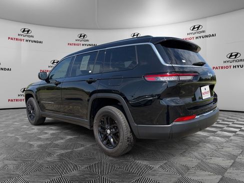 Used 2023 Jeep Grand Cherokee L Laredo RWD image 5