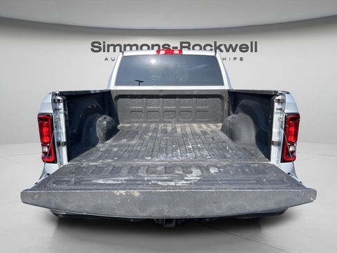 Used 2026 RAM 2500 Big Horn AWD/4WD image 9
