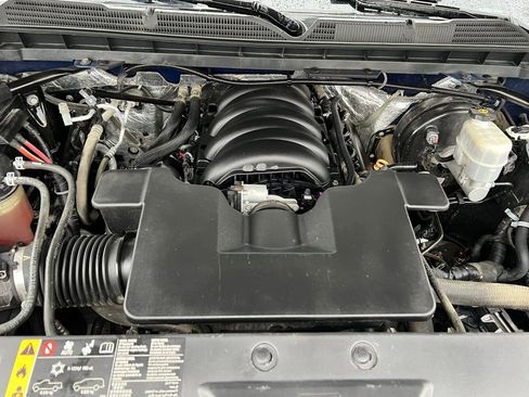 Used 2017 Chevrolet Silverado 1500 LT w/ All Star Edition image 36