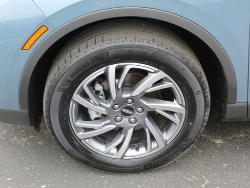 Certified 2023 Lincoln Corsair AWD w/ Equipment Group 101A image 12