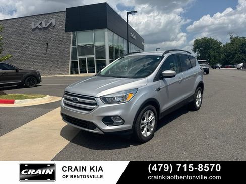 Used 2018 Ford Escape SE AWD/4WD image 6