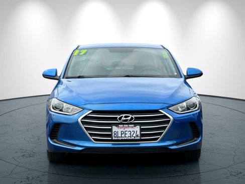 Used 2017 Hyundai Elantra SE FWD image 9