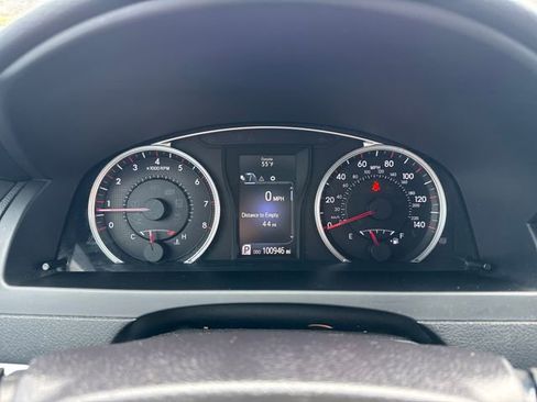 Used 2016 Toyota Camry SE image 23