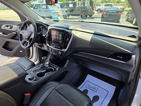 Used 2019 Chevrolet Traverse LT w/ LT Premium Package FWD image 55