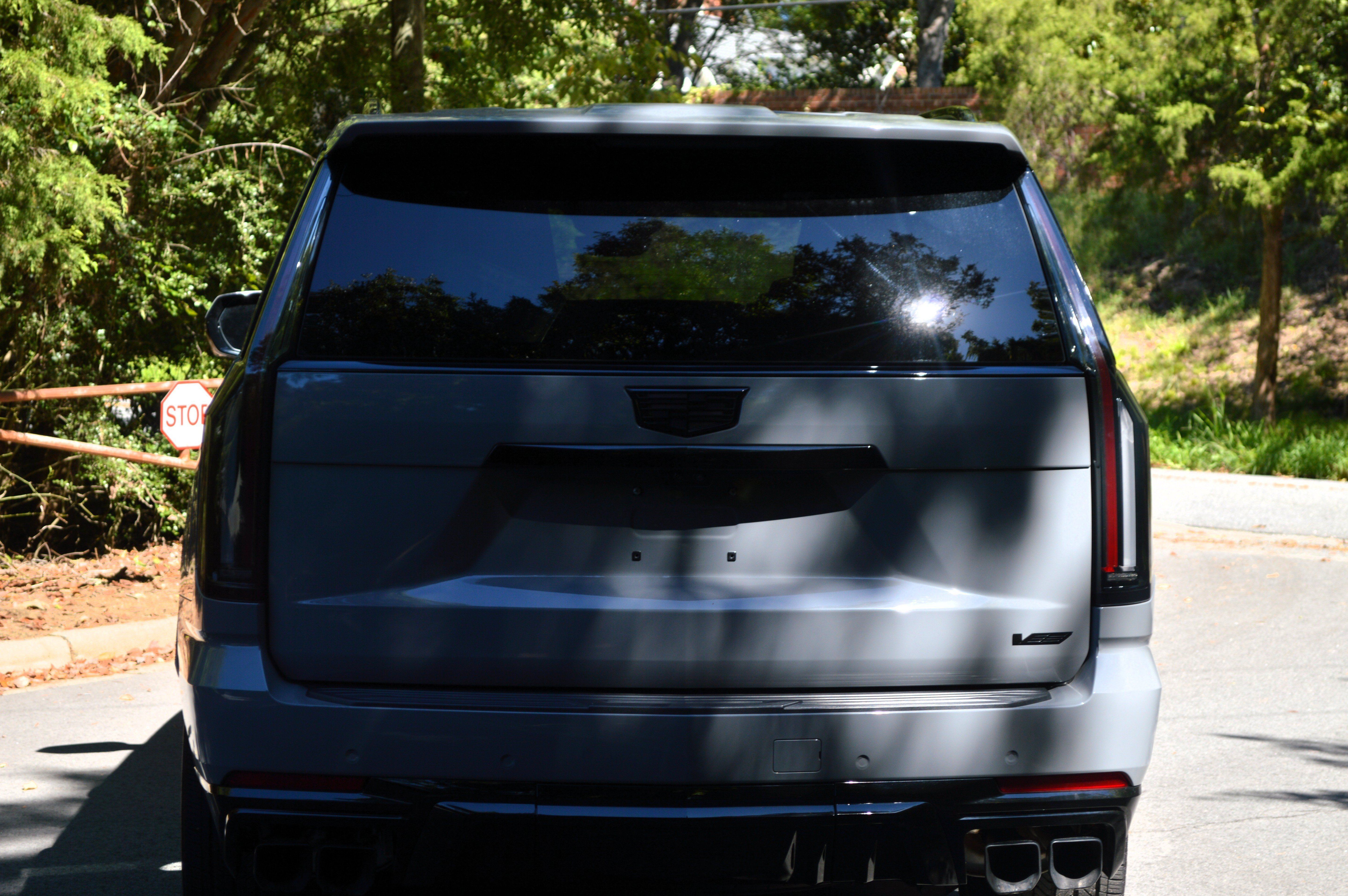 Used 2025 Cadillac Escalade V AWD/4WD image 11