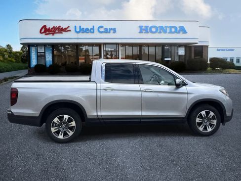 Used 2017 Honda Ridgeline RTL-E image 6