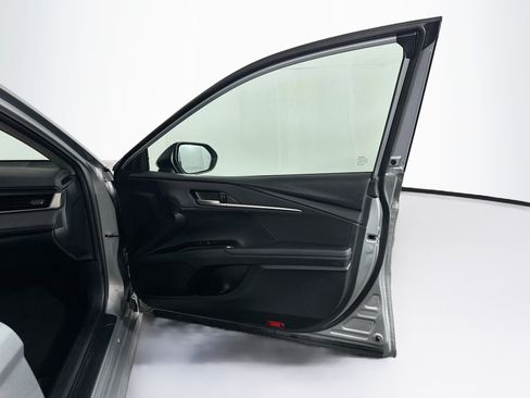 Used 2025 Toyota Camry LE FWD image 30