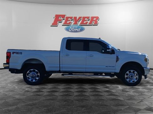 Certified 2019 Ford F250 Lariat w/ Chrome Package image 6