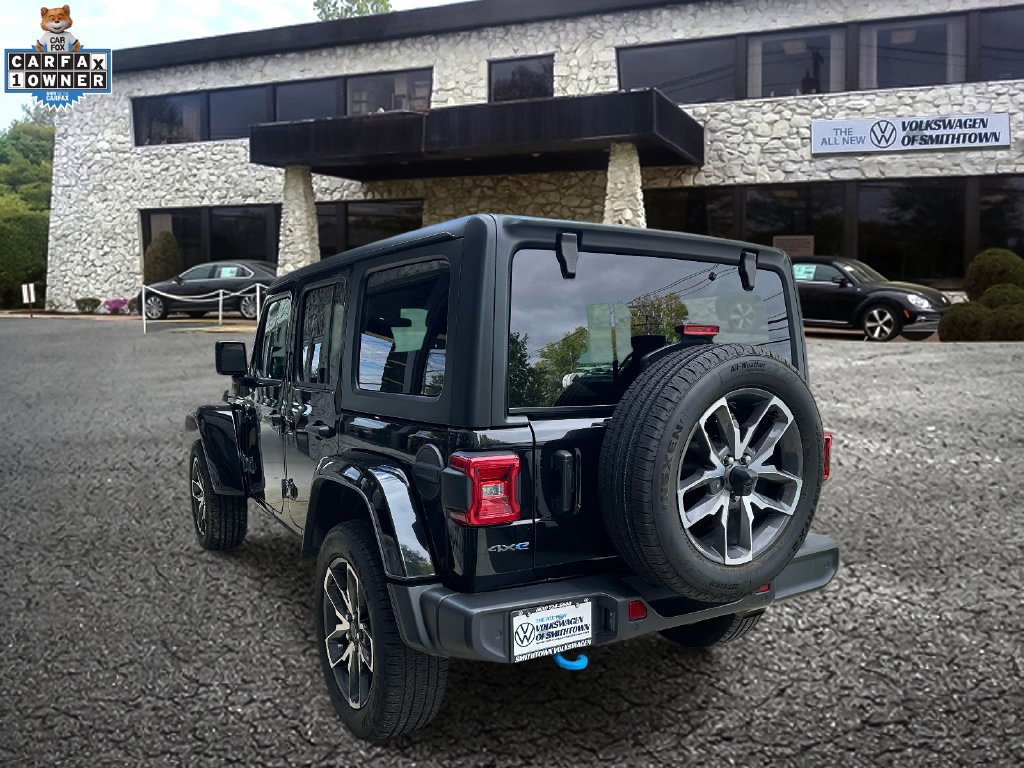 Used 2024 Jeep Wrangler Unlimited w/ Dual Top Group AWD/4WD image 6