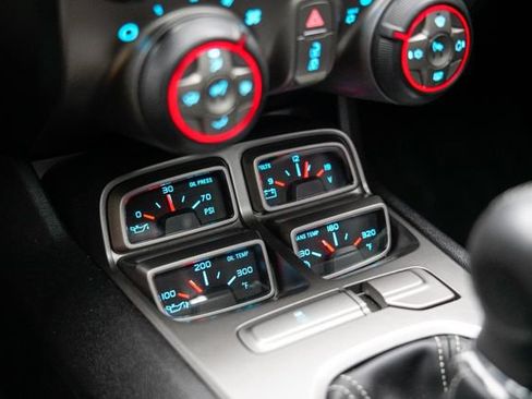 Used 2010 Chevrolet Camaro SS w/ LPO, Ground Effects Package RWD image 28