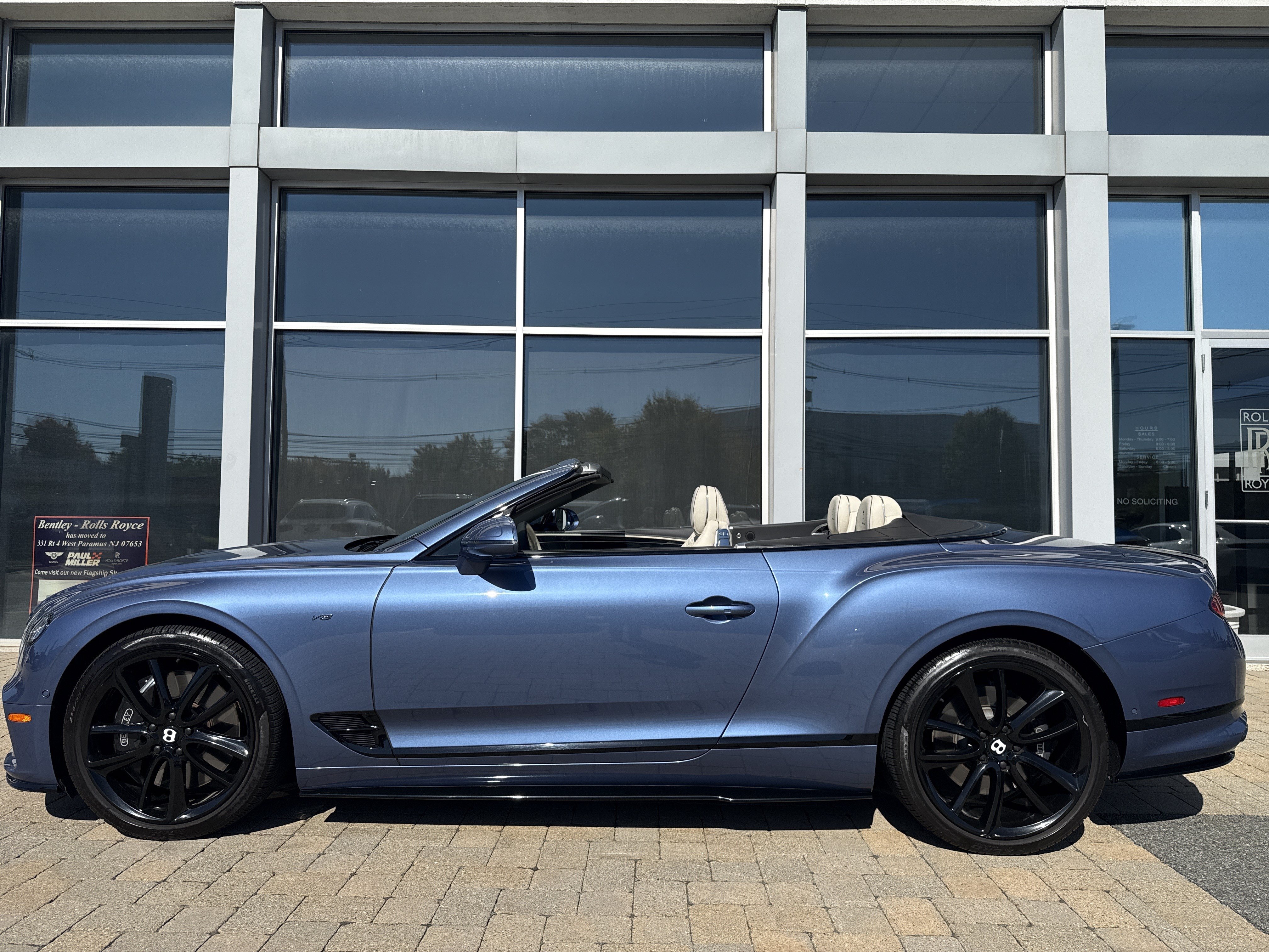 Used 2022 Bentley Continental GT AWD/4WD image 51