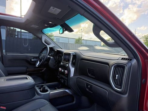 Used 2021 GMC Sierra 1500 SLT RWD image 9