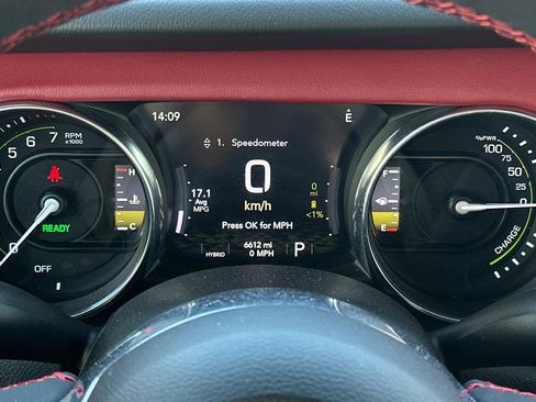 Used 2023 Jeep Wrangler Unlimited Rubicon 4xe image 29