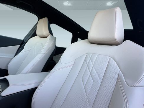 Used 2026 BMW X3 xDrive30 w/ Premium Package image 19