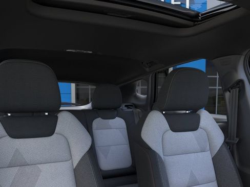 New 2026 Chevrolet Trax RS w/ Sunroof Package FWD image 24